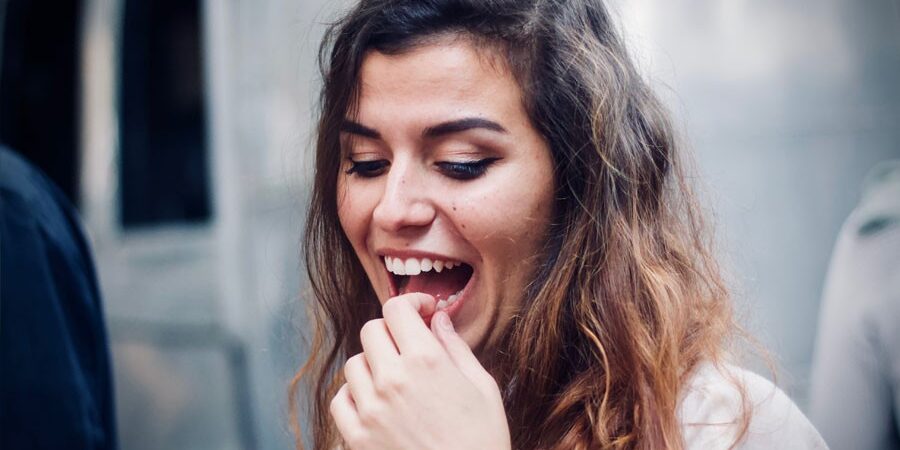denti che si muovono