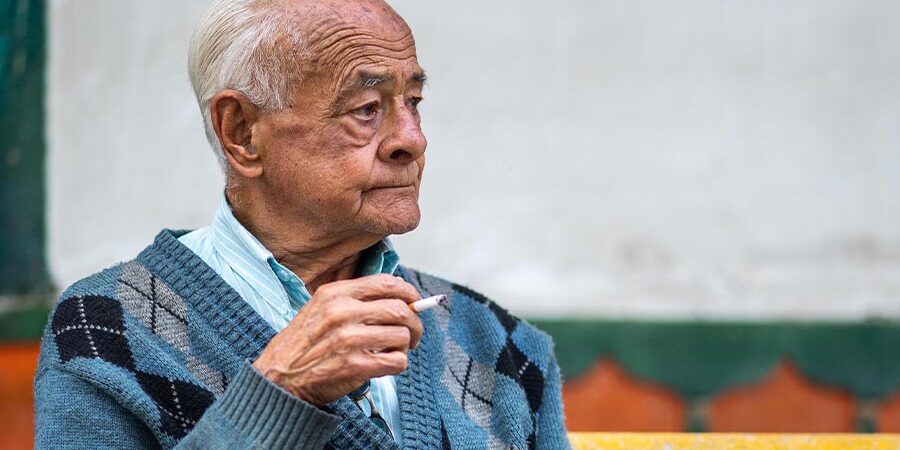 Impianti dentali e fumo Impianti dentali e fumo